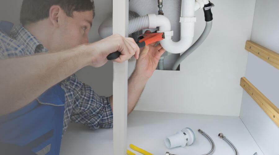 Professional expert plumbing services in Ashley, IL
